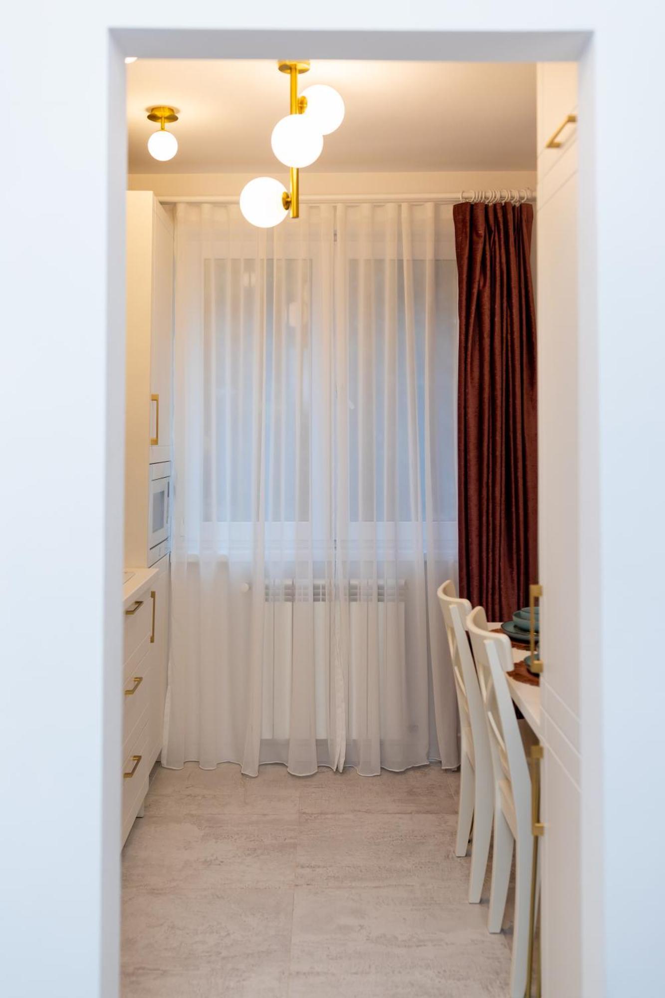 Apartament Octavia Hunedoara Buitenkant foto