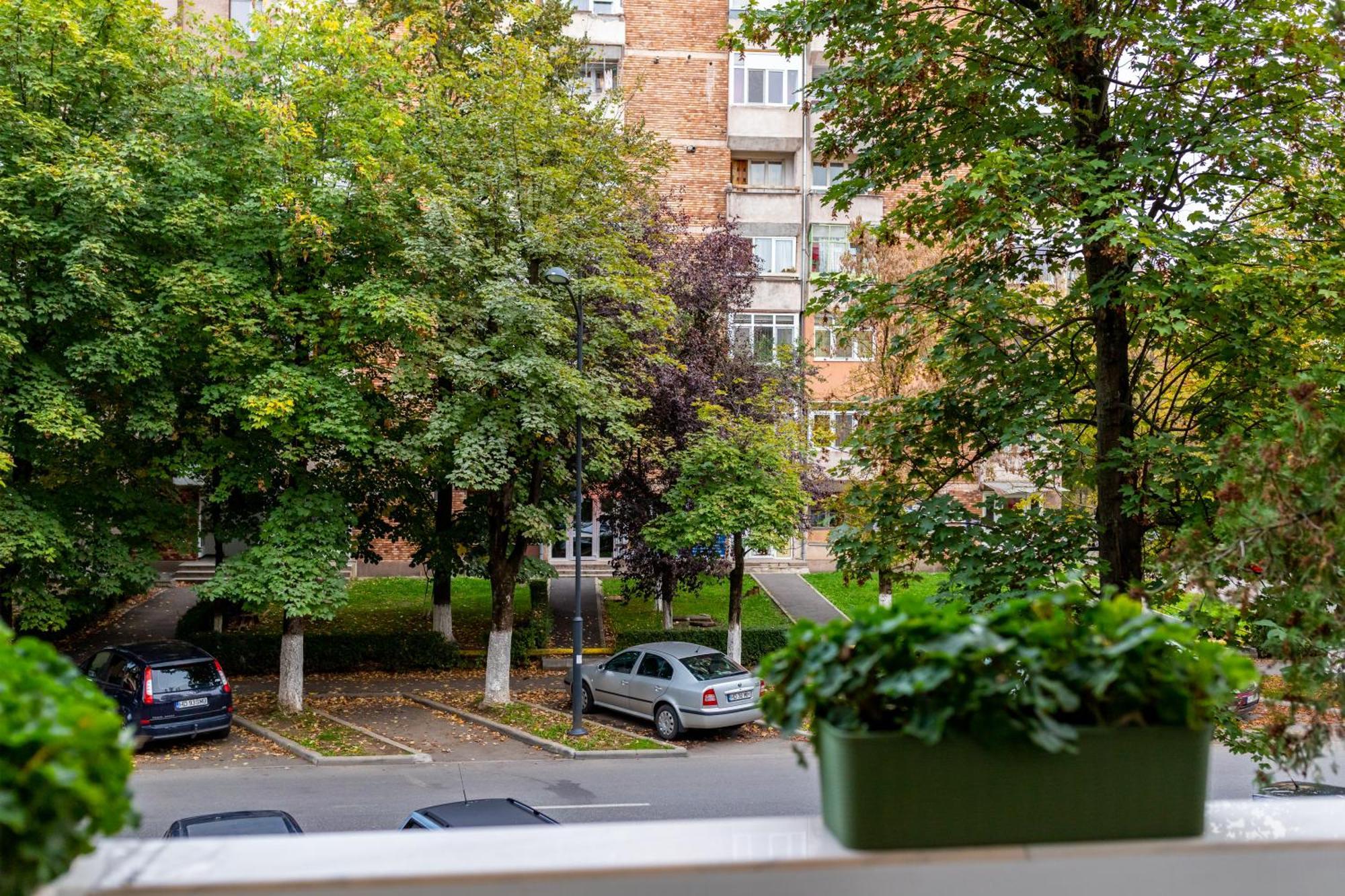 Apartament Octavia Hunedoara Buitenkant foto